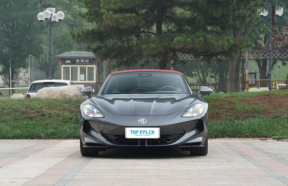 imgi_3_1_3(30) 2026 MG Cyberster – China Export Vehicle | EVOVED - Image 1