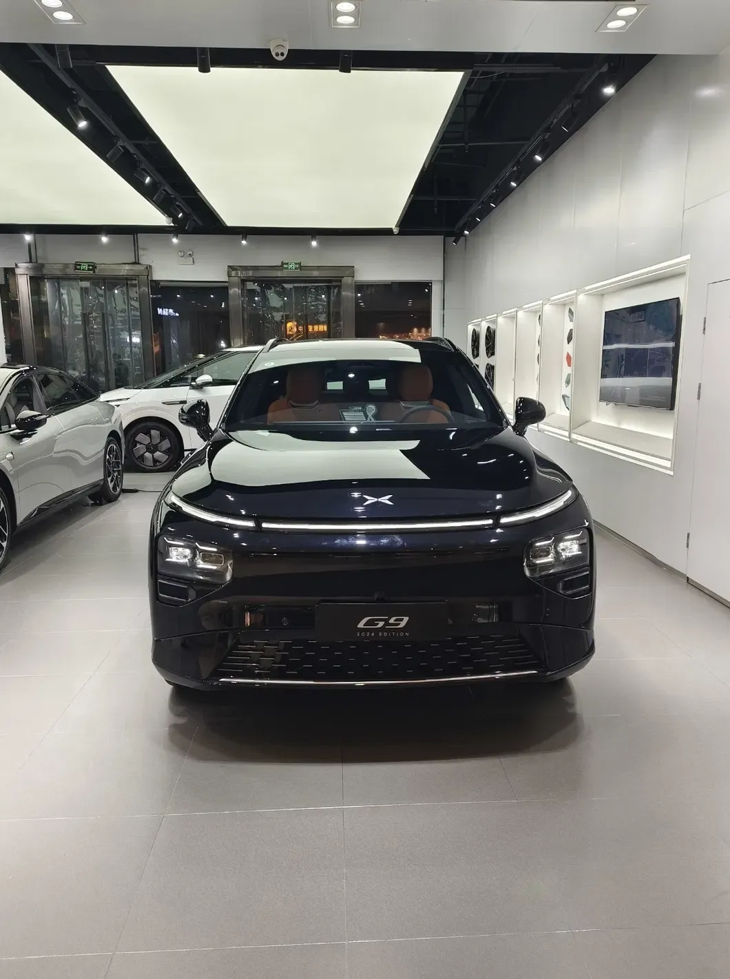 imgi_61_Xpeng-G9-Long-Range-EV-SUV-Rwd-Awd-5-Seats-Electric-Car Xpeng G9 Long-Range EV SUV Rwd/Awd 5 Seats Electric Car – Ships Worldwide From China | EVOVED - Image 1