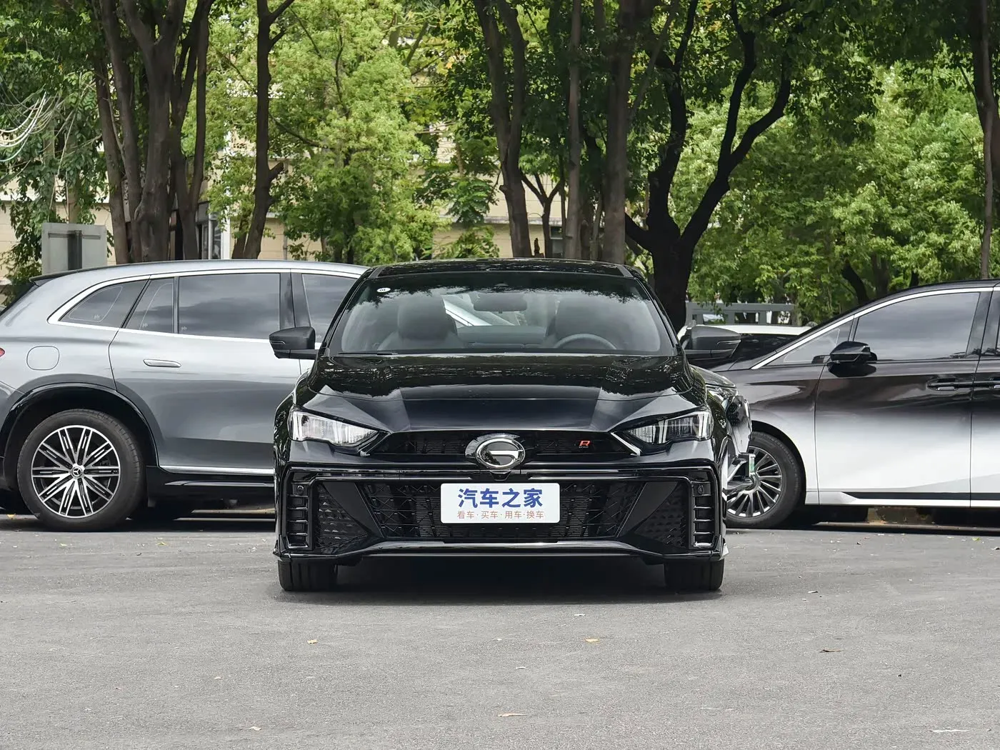 imgi_92_GAC-Trumpchi-Empow-Track-Inspired-Sport-Chassis-Stable-Driving-Family-Sedan-Cars GAC Trumpchi Empow Track-Inspired Sport Chassis Stable Driving – Ships Worldwide From China | EVOVED - Image 1