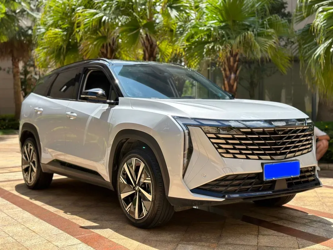 imgi_65_Chinese-Gee-Ly-Automobile-Secondhand-Gasoline-C Geely Boyue L 2024 1.5TD DCT Flagship Edition – For Sale From China | EVOVED - Image 1